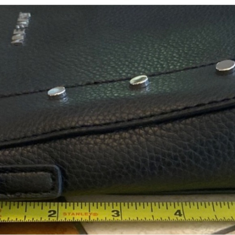 Nice West Small Crossbody Black NWT - Picture 5 of 7